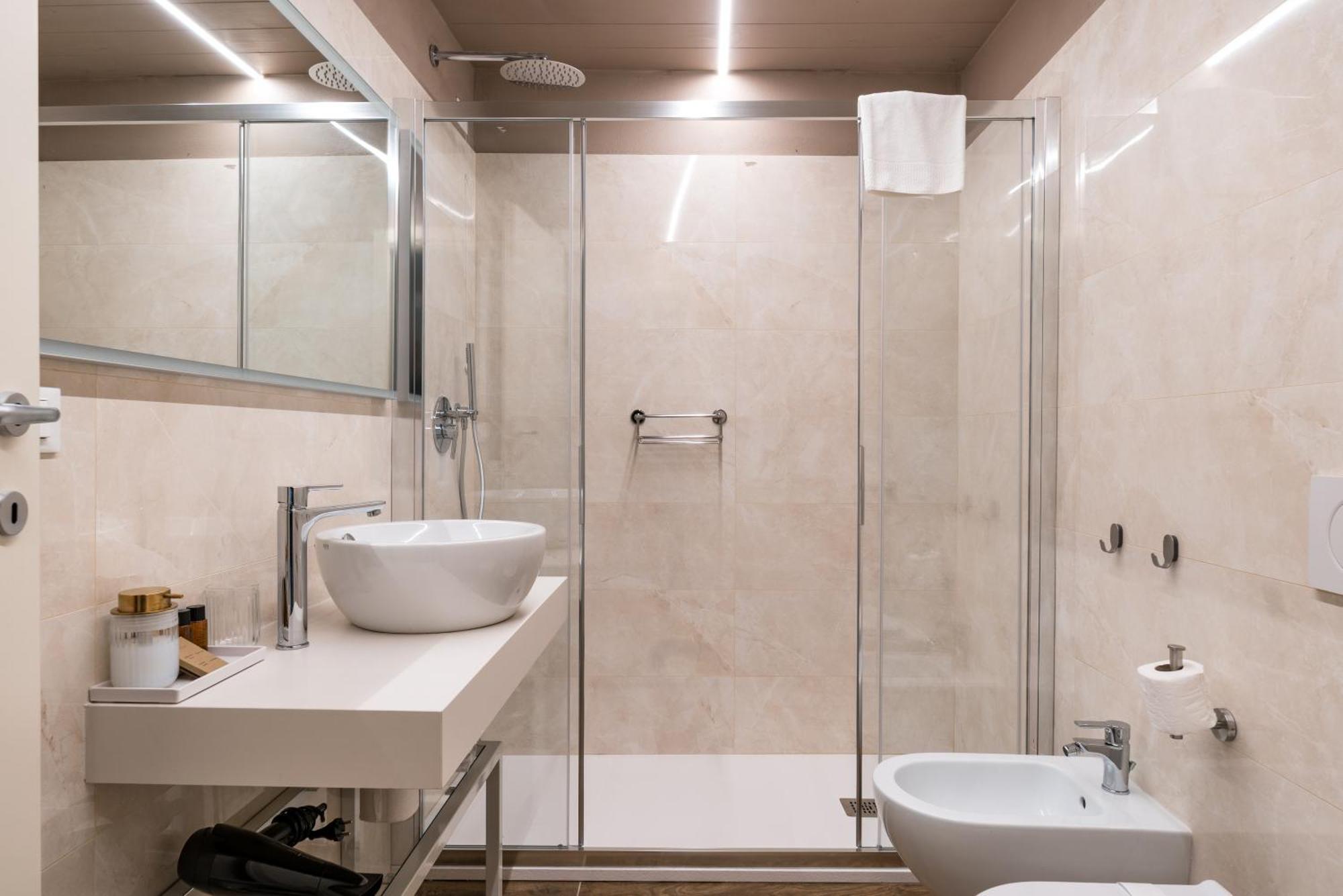 Hotel Gogo' Petit 3*
