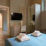 GOGO` Petit Hotel